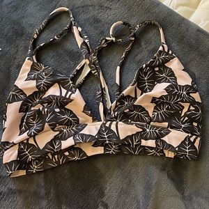 Acacia swimwear black elephant top size small